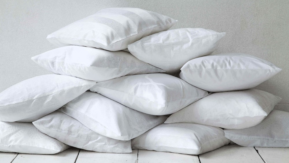 Pillow_pile