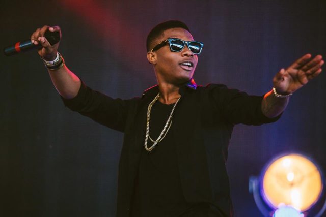 Wizkid Biyografi, Net Değer, Yaş, Boy, Kız Arkadaş, Arabalar